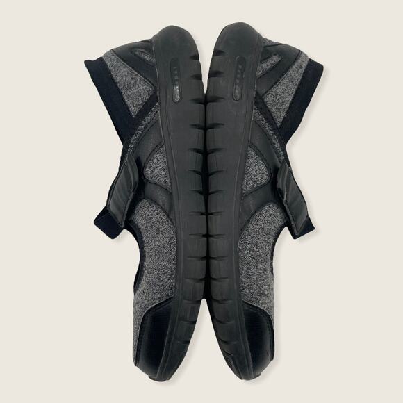 Propét Leona Mary Jane Gray Felt Fabric Flat Comfort Shoe W3264 8.5 - Picture 6 of 9